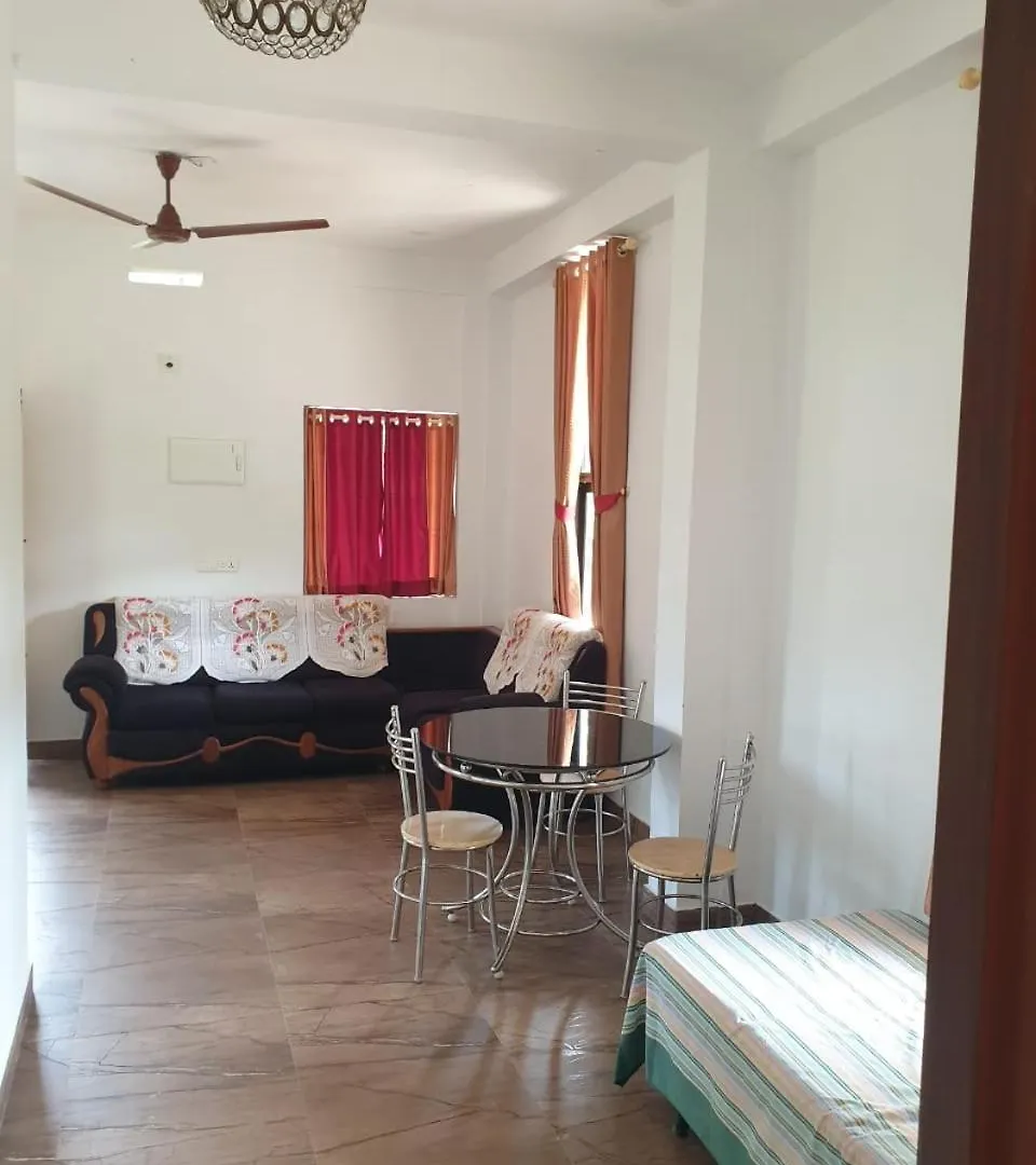 Apartment Tushara Homestay Paithalmala India